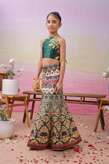 Graceful Glam – Elegant Long Skirts for Girls